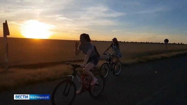 Сегодня – Международный день велосипеда.