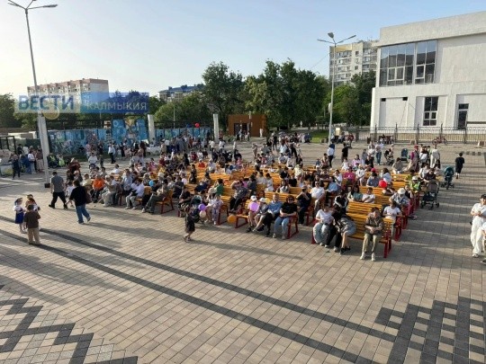В калмыцкой столице продолжаются «Элистинские вечера».