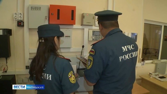 В Калмыкии до конца года откроют три новых пожарно-спасательных поста