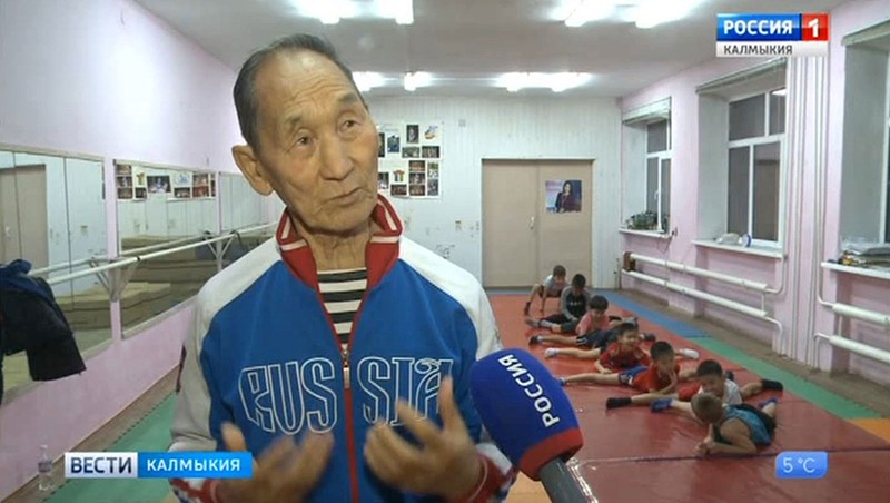 Педагог с большой буквы. Сегодня 85-летие отмечает известный тренер по гимнастике Николай Замбаев