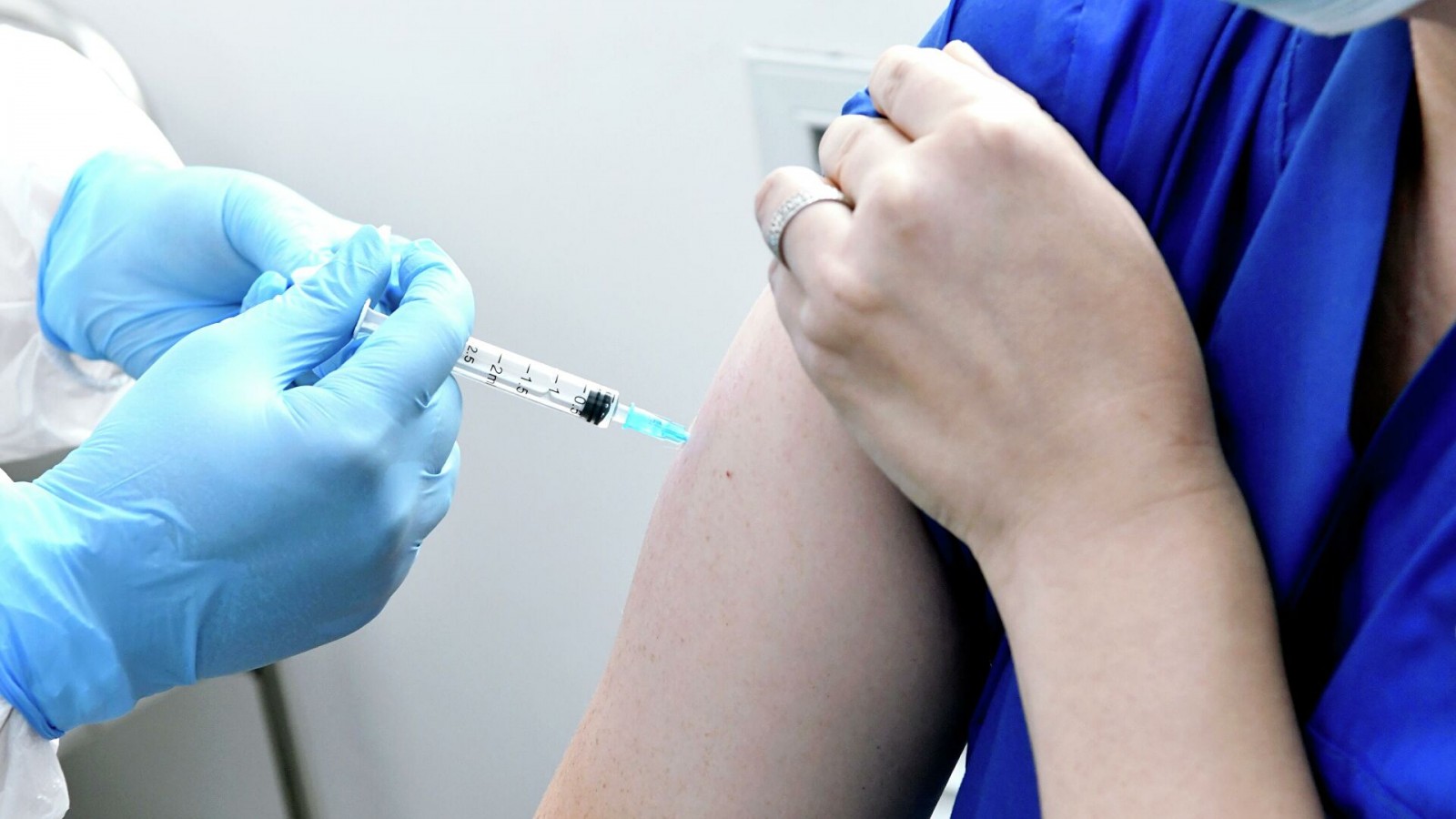 Вакцинация в Калмыкии продолжается