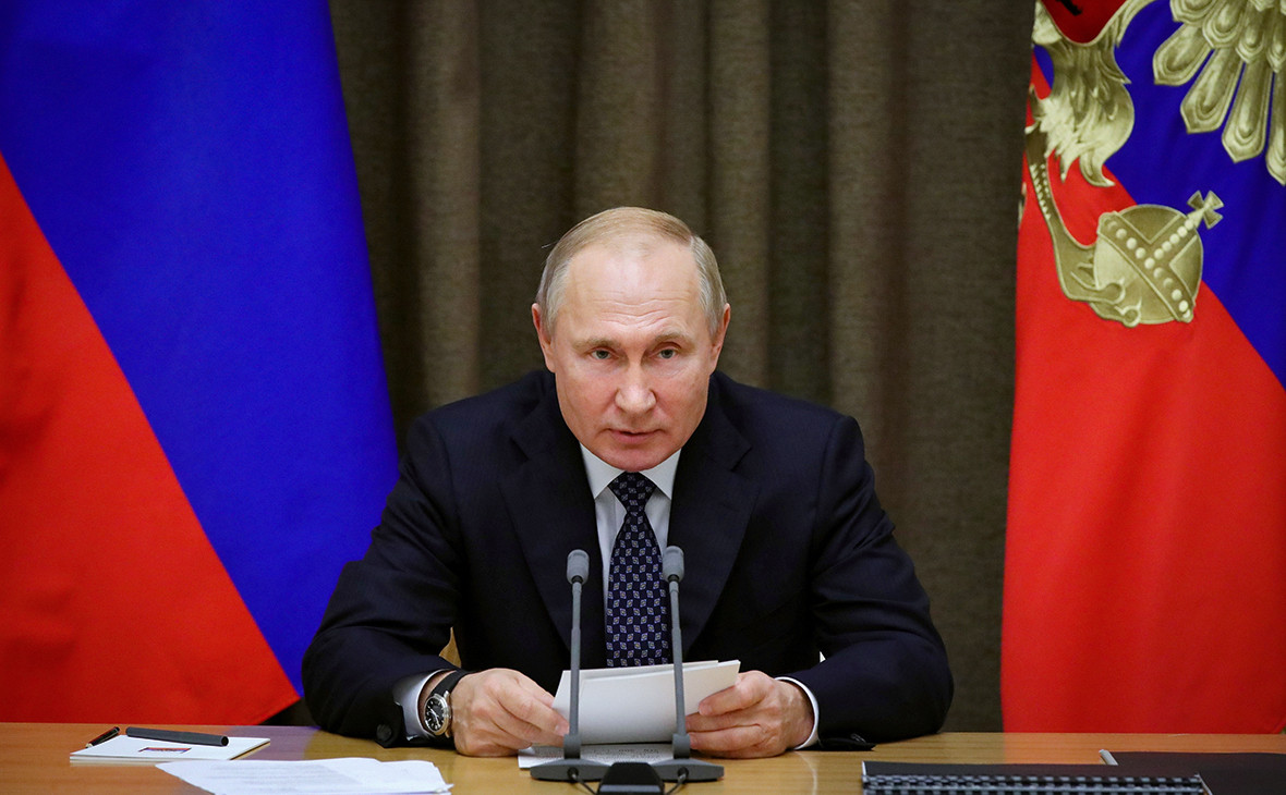 Президент России объявил о продлении нерабочих дней до 30 апреля с сохранением заработной платы