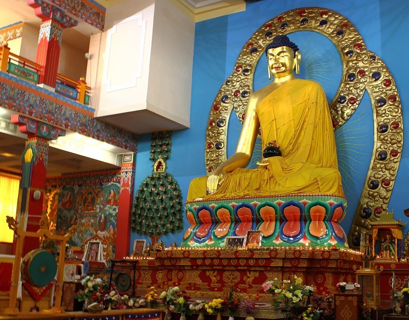Буддийский храм (Элиста), центральный хурул «Золотая обитель Будды Шакьямуни»