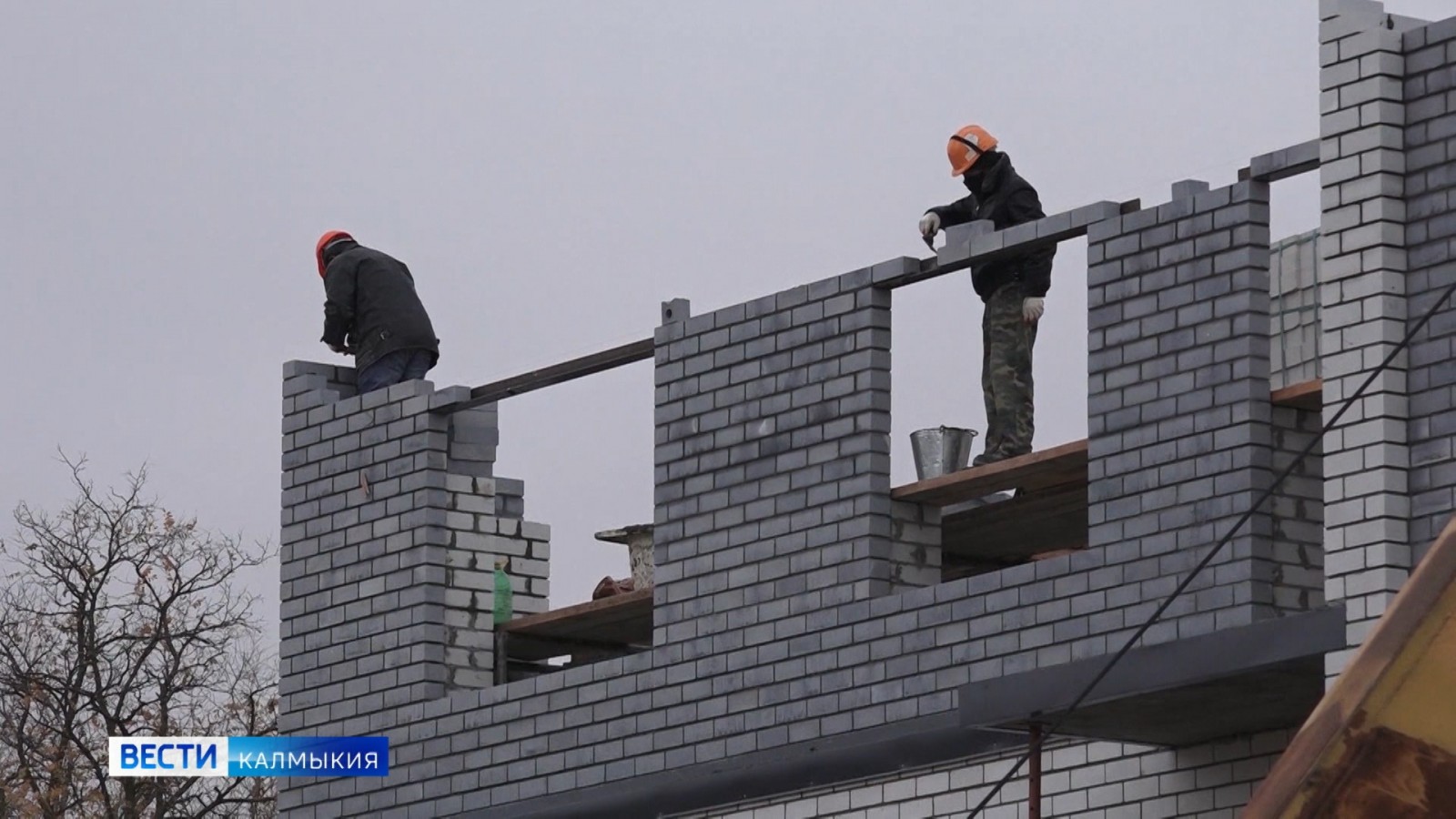 Возведение 26-квартирного дома по улице Некрасова планируют завершить до конца этого года