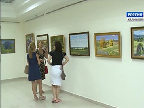 В Национальном музее открылась выставка «Художники земли Сальской»