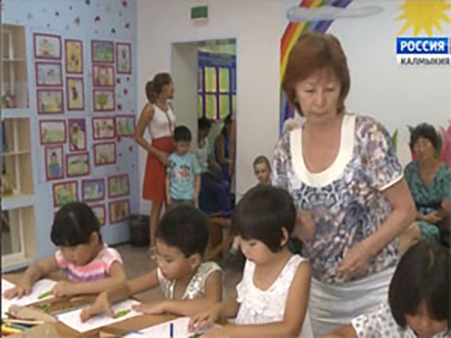 В Калмыкии продолжается Всероссийская акция «Добровольцы-детям»