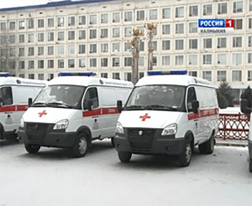 В медицинские учреждения Калмыкии поступили 15 автомобилей скорой помощи