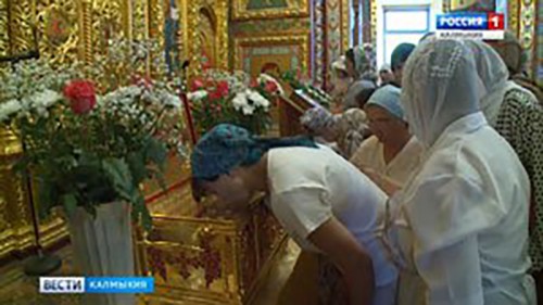 Ковчег с мощами Святых Новомучеников доставили в Калмыкию