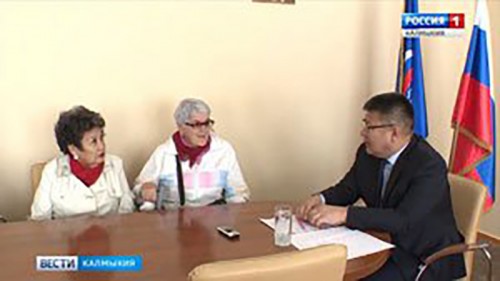 Батор Адучиев провел прием граждан