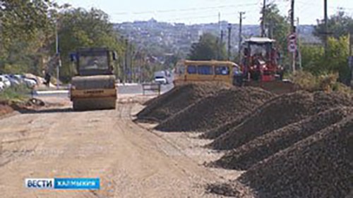 В степной столице продолжается масштабный ремонт дорог