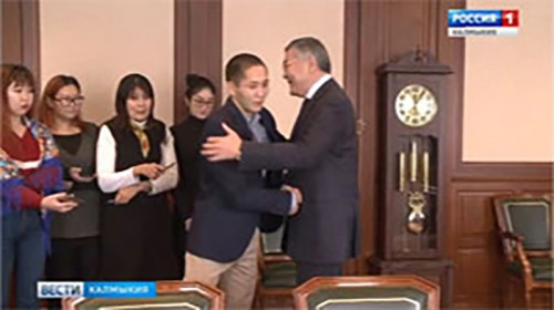 Баира Штепина поздравил глава региона