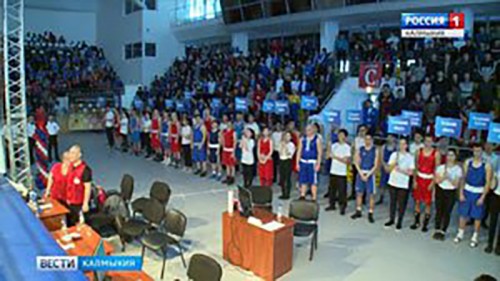 Чемпионат России по боксу среди студентов продолжается