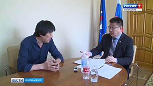 Депутат Госдумы Батор Адучиев провел прием граждан