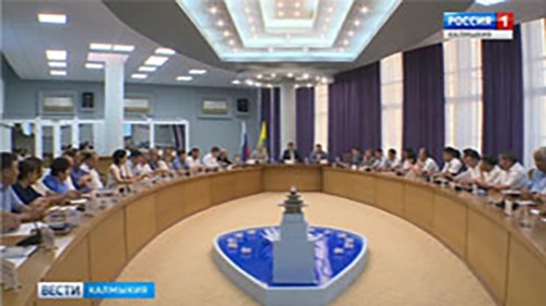 В Элисте идет заседание президиума Правительства Калмыкии