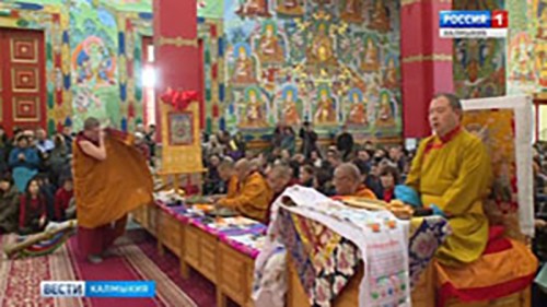 В Центральном хуруле готовятся к ритуалу Пуджы долгой жизни Шаджин-ламы Калмыкии