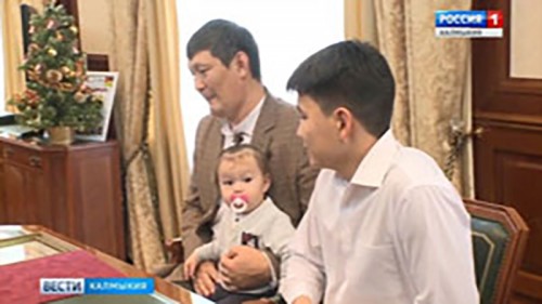 Молодым семьям за рождение ребенка выплатят 30 тысяч рублей