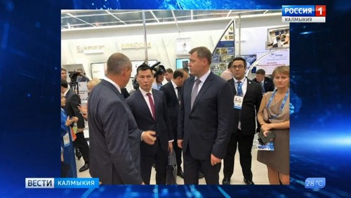 Бату Хасиков принял участие в Каспийском экономическом форуме