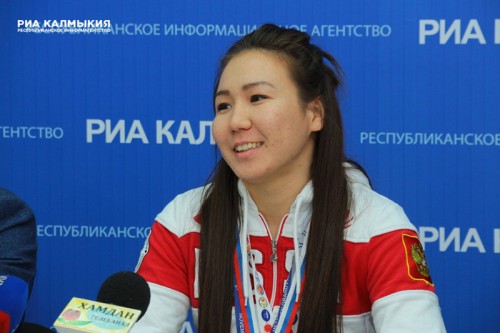 Нина Менкенова выступит на соревнованиях в Токио