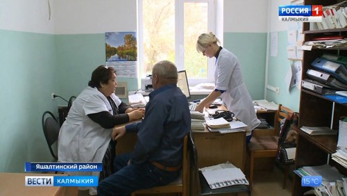 В районных больницах Калмыкии дефицит врачей