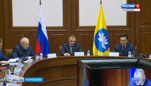 В Калмыкии состоялось заседание правительственной комиссии