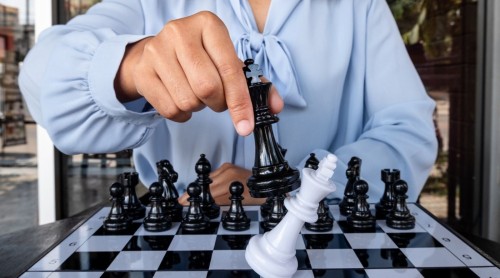 В Элисте стартовал Чемпионат ЮФО по шахматам среди женщин