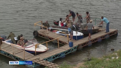 Сотрудники регионального МЧС патрулируют водные объекты республики