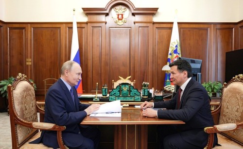 Встреча Президента с главой Калмыкии Бату Хасиковым