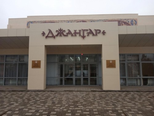В Калмыкии открылась детская театральная студия «Маленький принц» в театре кукол «Джангр».