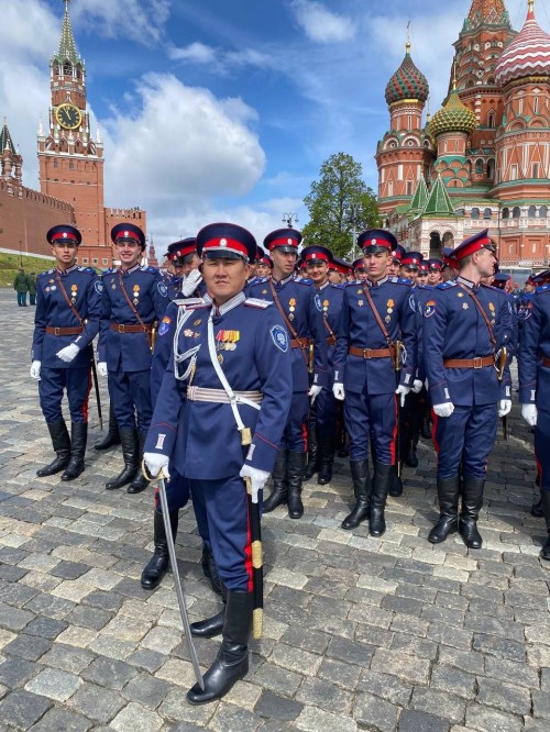 В день Великой Победы Андриан Эняев из Калмыкии встанет в строй юбилейного Парада в Москве.