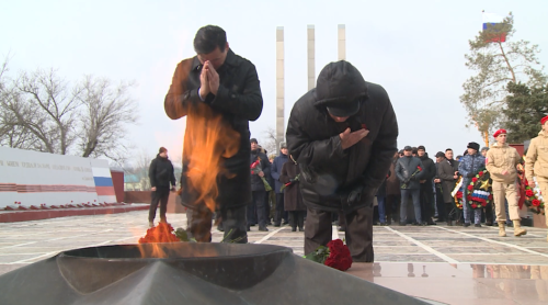 Сегодня в Элисте состоялся митинг, посвященный Дню защитника Отечества.