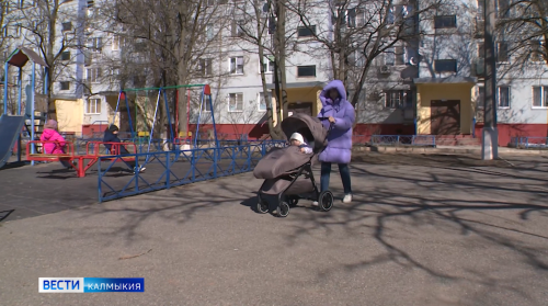 Сегодня 23-м молодым семьям вручат сертификаты на субсидии для приобретения жилья.