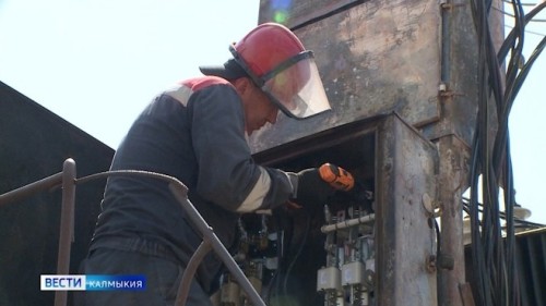 490 млн рублей направлено на развитие электросетей Калмыкии в 2024 году