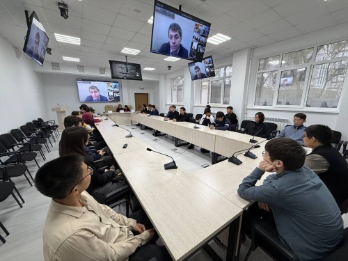 Студенты и преподаватели КалмГУ в режиме онлайн приняли участие в пленарном заседании Международного диалога «Молодёжь против фашизма».