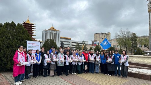В Элисте стартовала Всероссийская акция «Красная гвоздика»