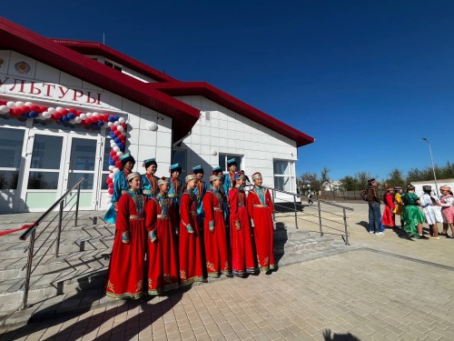 Сегодня в райцентре Кетченеровского района открылся Дом культуры