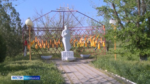 В Калмыкии стартовало онлайн-голосование за общественную территорию, которая будет благоустроена в 2026 году в рамках федеральной программы «Формирование комфортной городской среды».