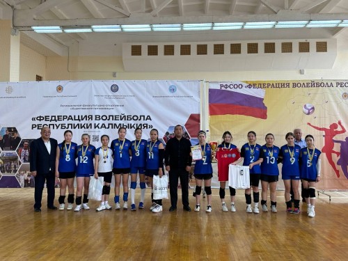 В Калмыкии завершился Чемпионат школьной волейбольной лиги среди девушек.