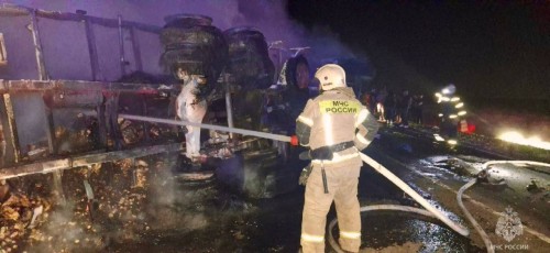 В Целинном районе сотрудники МЧС России ликвидировали последствия крупного ДТП.