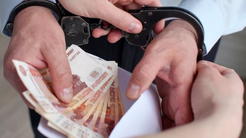 В Калмыкии прокуратура Кетченеровского района поддержала государственное обвинение по уголовному делу. Жительница соседнего региона признана судом виновной в покушении на дачу взятки сотруднику МВД.