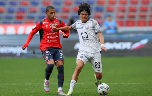 Бевеев попросил 12 билетов на матчи сборной России для земляков.