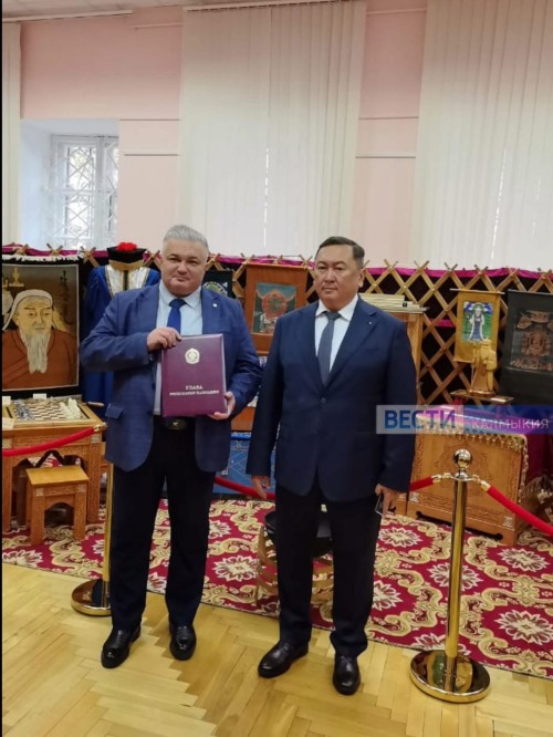 Сегодня в Национальном историческом музее Беларуси состоялось открытие выставки «Кочевой быт калмыков», на которой представлены уникальные экспонаты из фондов Национального музея имени Н. Пальмова.