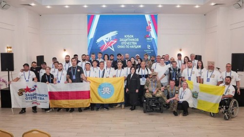 Ветераны из Калмыкии заняли второе место в командном зачете на турнире Северо-Кавказского федерального округа «Кубок Защитников Отечества» по длинным нардам.