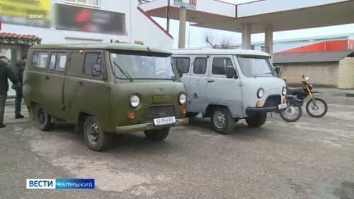 При поддержке жителей Калмыкии Народный фронт передал бойцам на передовую 26 транспортных средств.