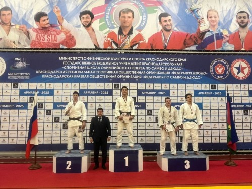 Сборная Республики Калмыкия завоевала две медали на Первенстве Южного федерального округа по дзюдо среди юношей и девушек до 18 лет.