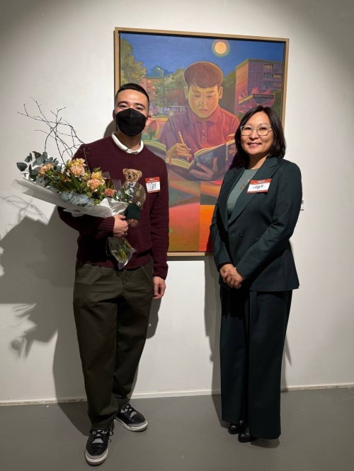 Сегодня в Москве для посетителей открылась персональная выставка калмыцкого художника Southside Grooven.