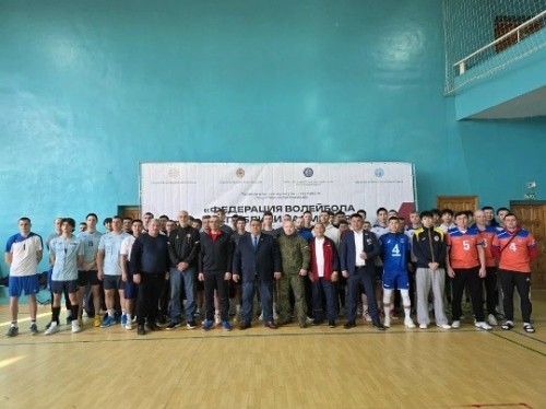 В Калмыкии проходит межрегиональный турнир по волейболу в поддержку участников СВО.