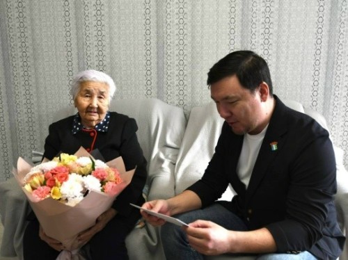 Сегодня 95-й день рождения отмечает ветеран Великой Отечественной войны, труженица тыла Елизавета Цеденова.