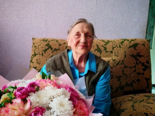 Сегодня 97-летие отмечает жительница Элисты, ветеран Великой Отечественной войны Вера Колпаносова.