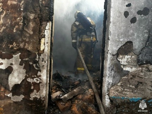 На животноводческой стоянке в Черноземельском районе потушили пожар.