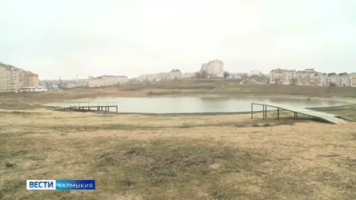 В Элисте обсудили благоустройство Колонского пруда.